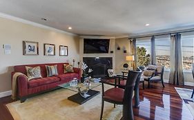 House-Canyon Dr